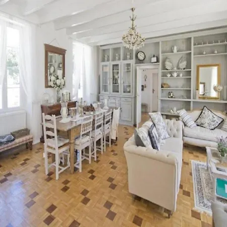 Le Manoir *